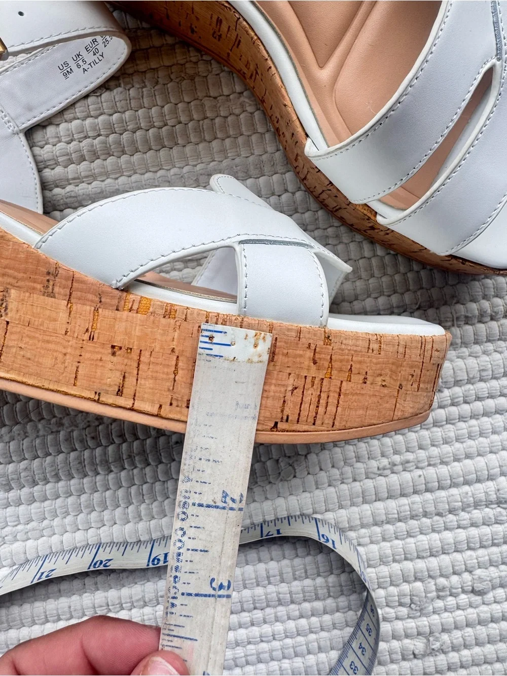 SARTO by Franco Sarto A-Tilly White Leather Cork Wedge Sandals Size 9